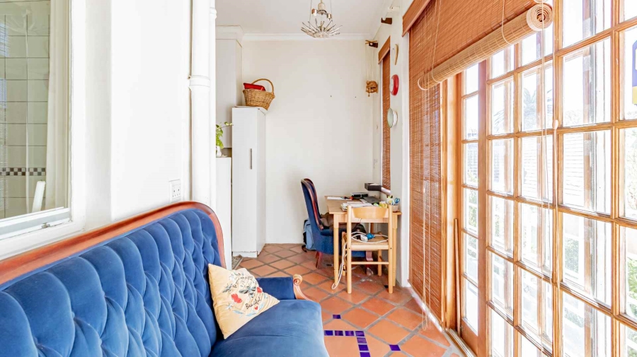 To Let 1 Bedroom Property for Rent in Oranjezicht Western Cape